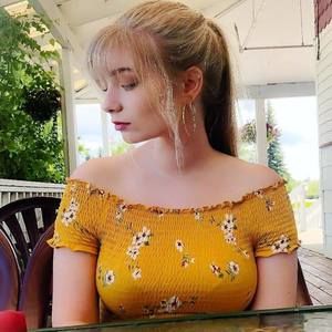 Meet your Posher, Alysa